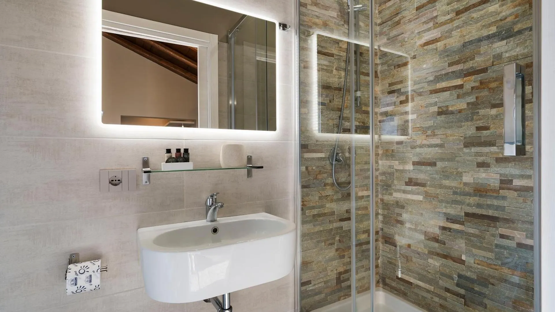 מלון La Rotondella Neroli Bio Relais 4*,  איטליה